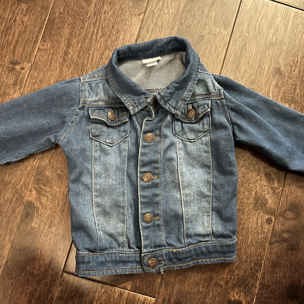 Toddler jean jacket with snaps. Super soft!